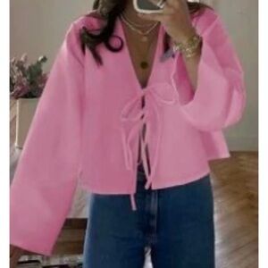 Pink tie-up crop top #croptop Never worn!